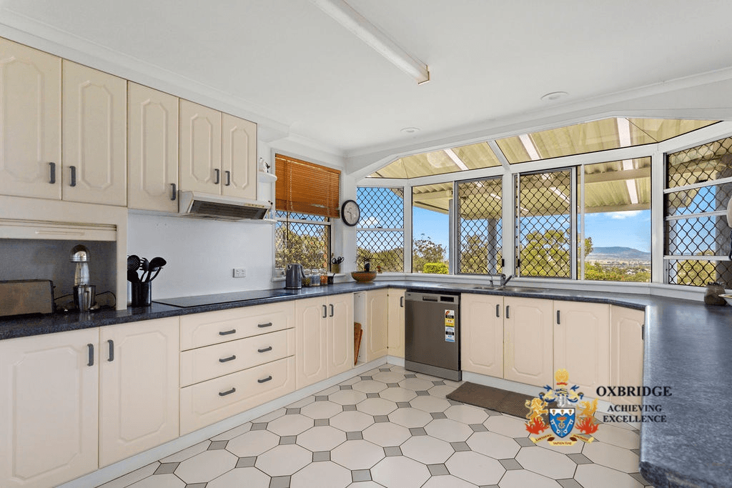 146 Brooklands Drive, BEAUDESERT, QLD 4285