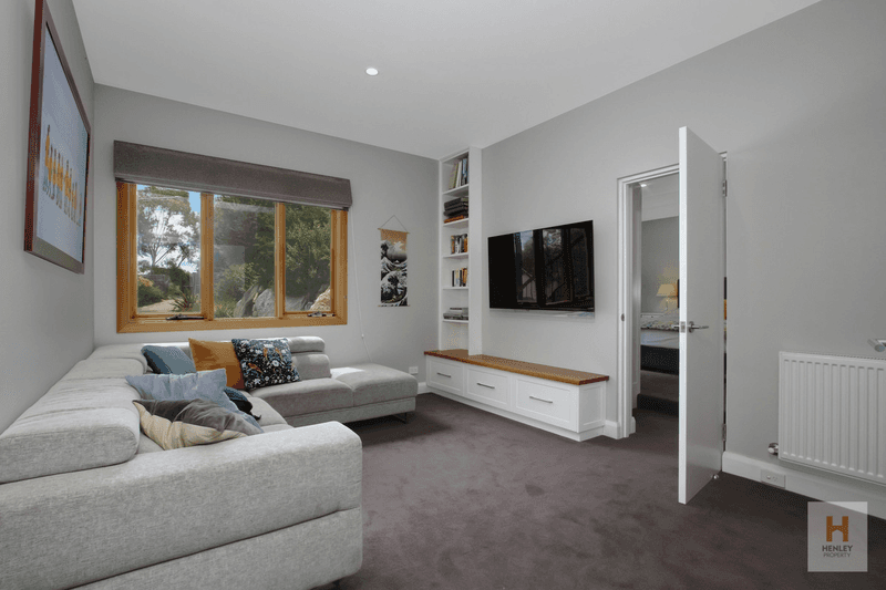 8 Larnook Close, East Jindabyne, NSW 2627