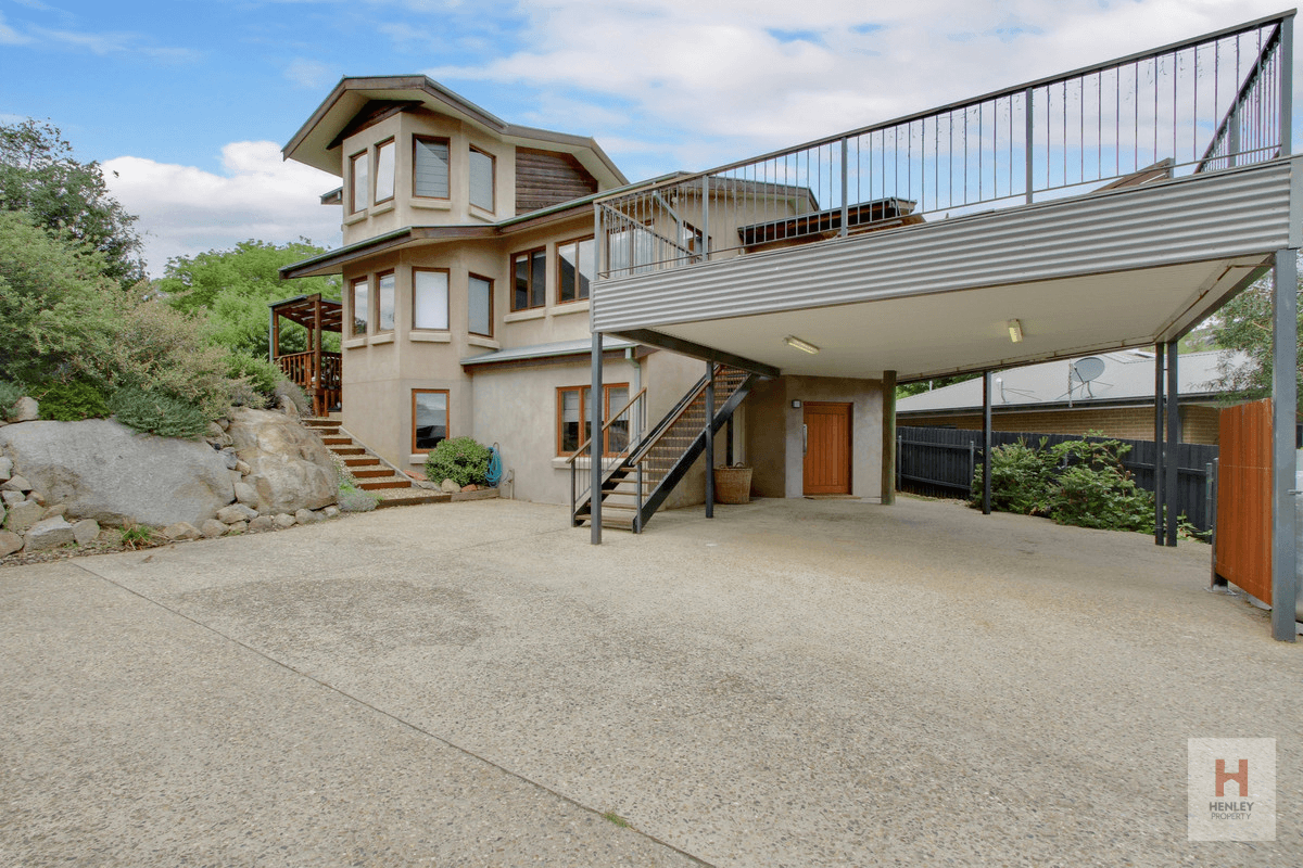 8 Larnook Close, East Jindabyne, NSW 2627