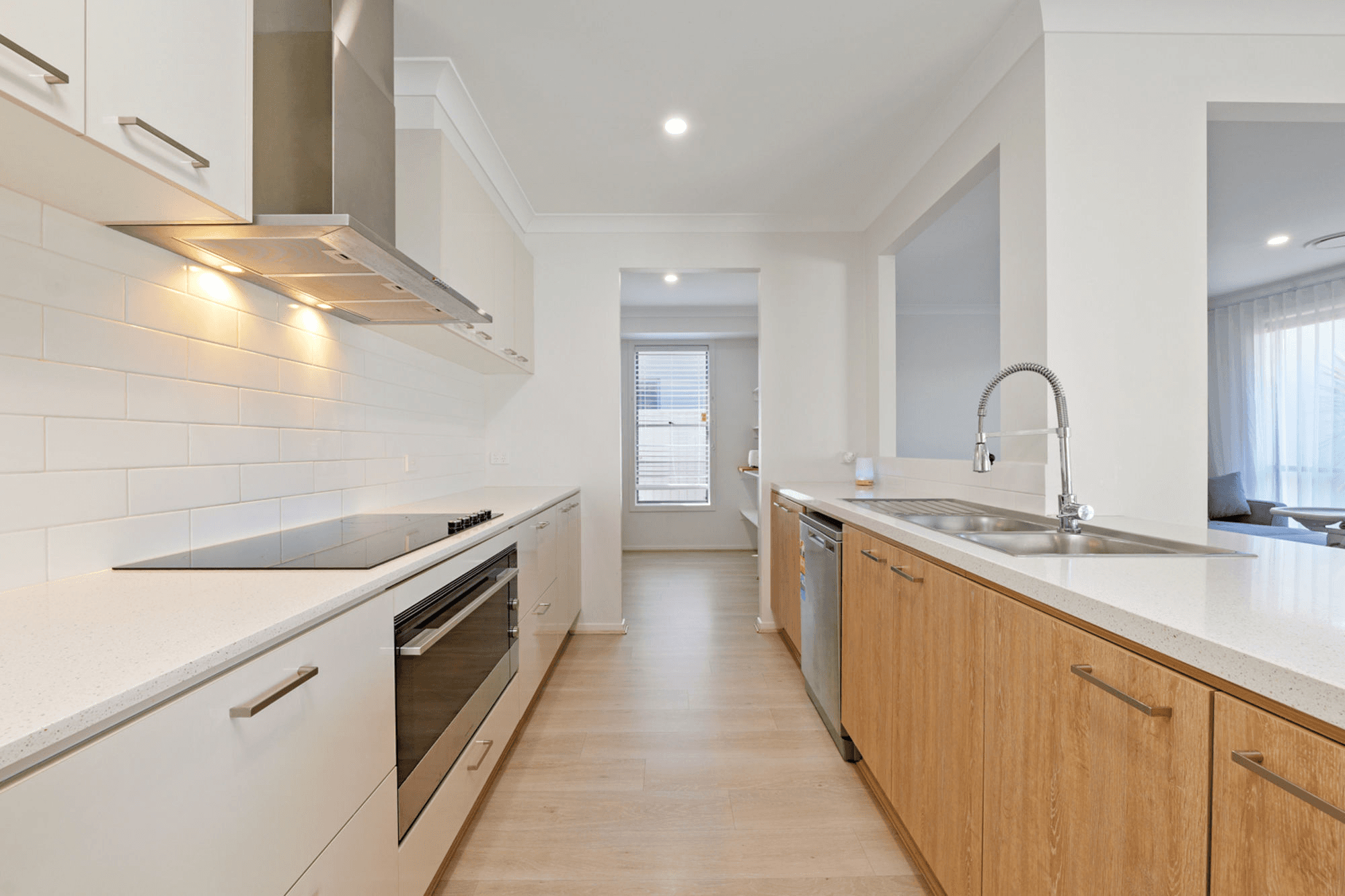 17 Marina View Drive, PELICAN WATERS, QLD 4551
