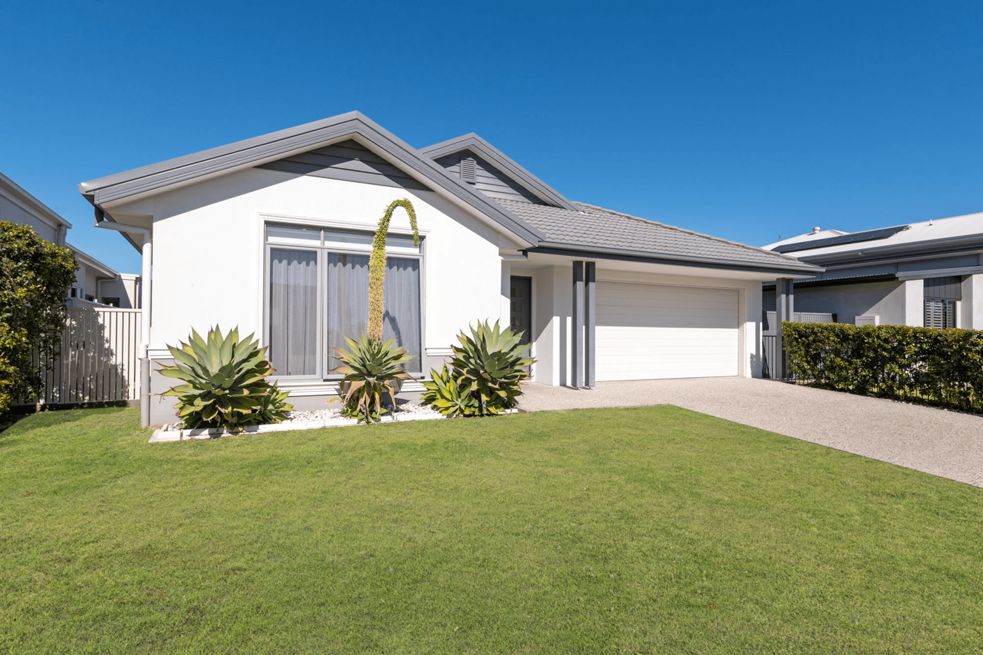 17 Marina View Drive, PELICAN WATERS, QLD 4551