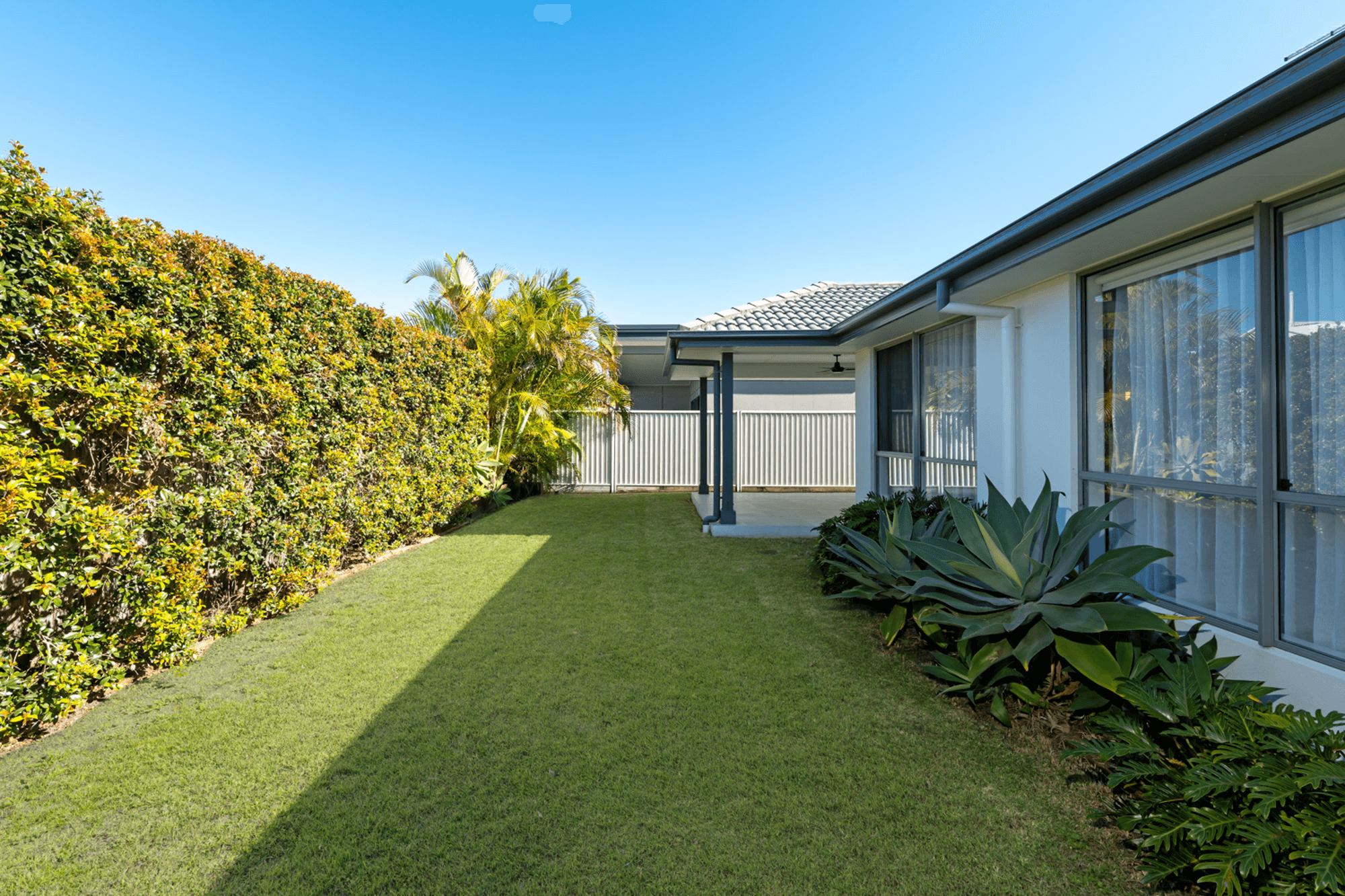 17 Marina View Drive, PELICAN WATERS, QLD 4551