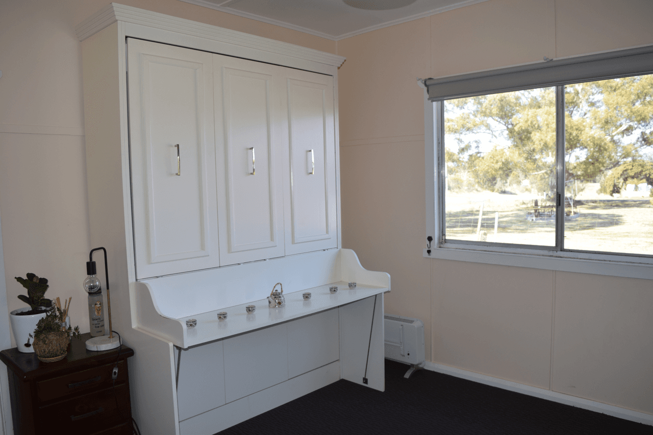 228 Sandon Street, SOUTH GUYRA, NSW 2365