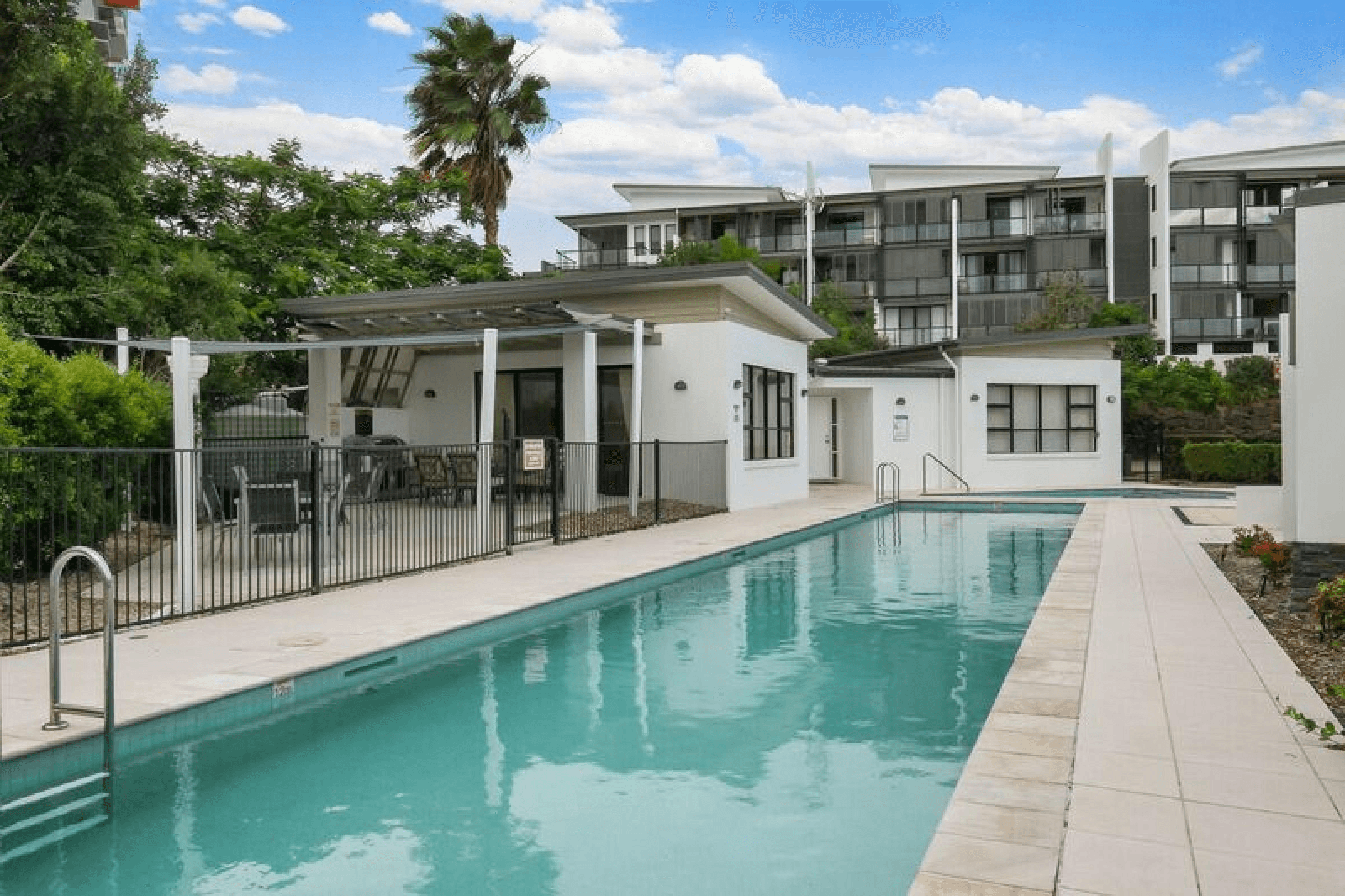 52 Easthill Dr, Robina, qld 4226