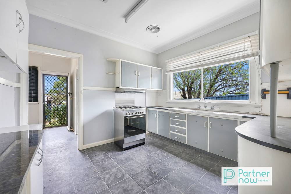391-395 Armidale Road, TAMWORTH, NSW 2340