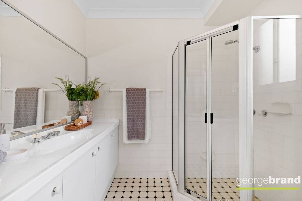 25 Carmel Crescent, Kariong, NSW 2250