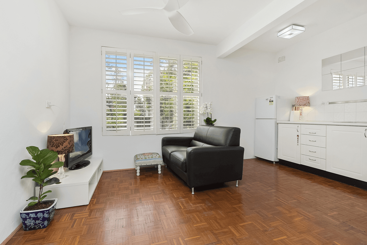 9/18A Ballast Point Road, Birchgrove, NSW 2041