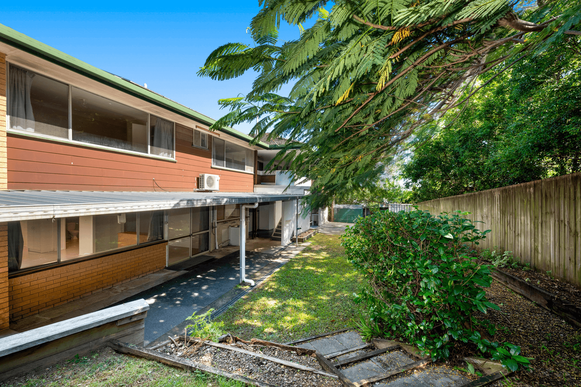 300 Richmond Road, CANNON HILL, QLD 4170
