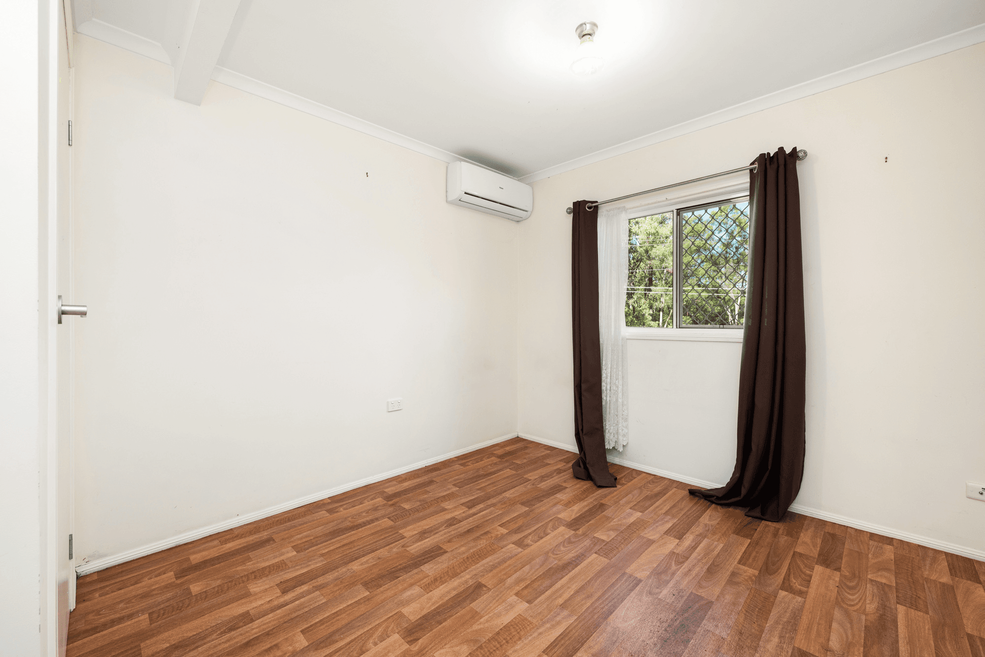 300 Richmond Road, CANNON HILL, QLD 4170