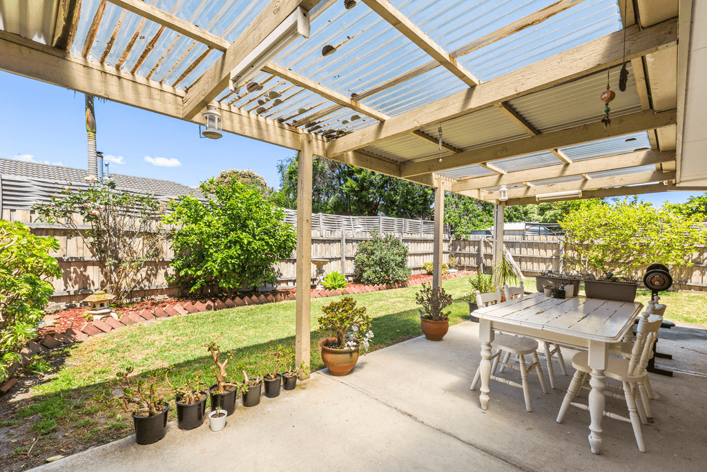 8 Nicholas Court, CARRUM DOWNS, VIC 3201