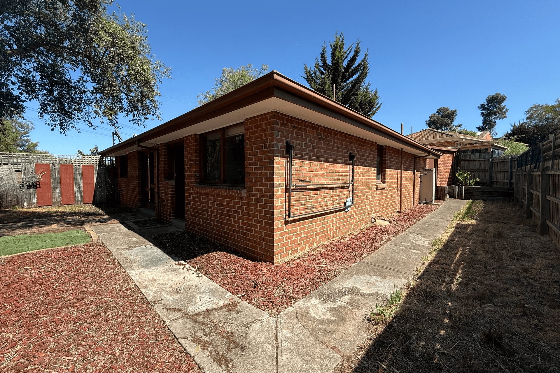 9 Shoppers Lane, Taylors Lakes, VIC 3038