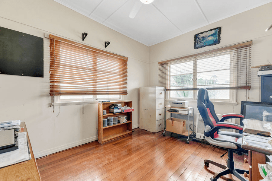 34 Sparksman Road, MOUNT MARSHALL, QLD 4362