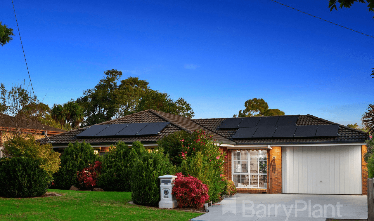 122 Langdale Drive, Croydon Hills, VIC 3136