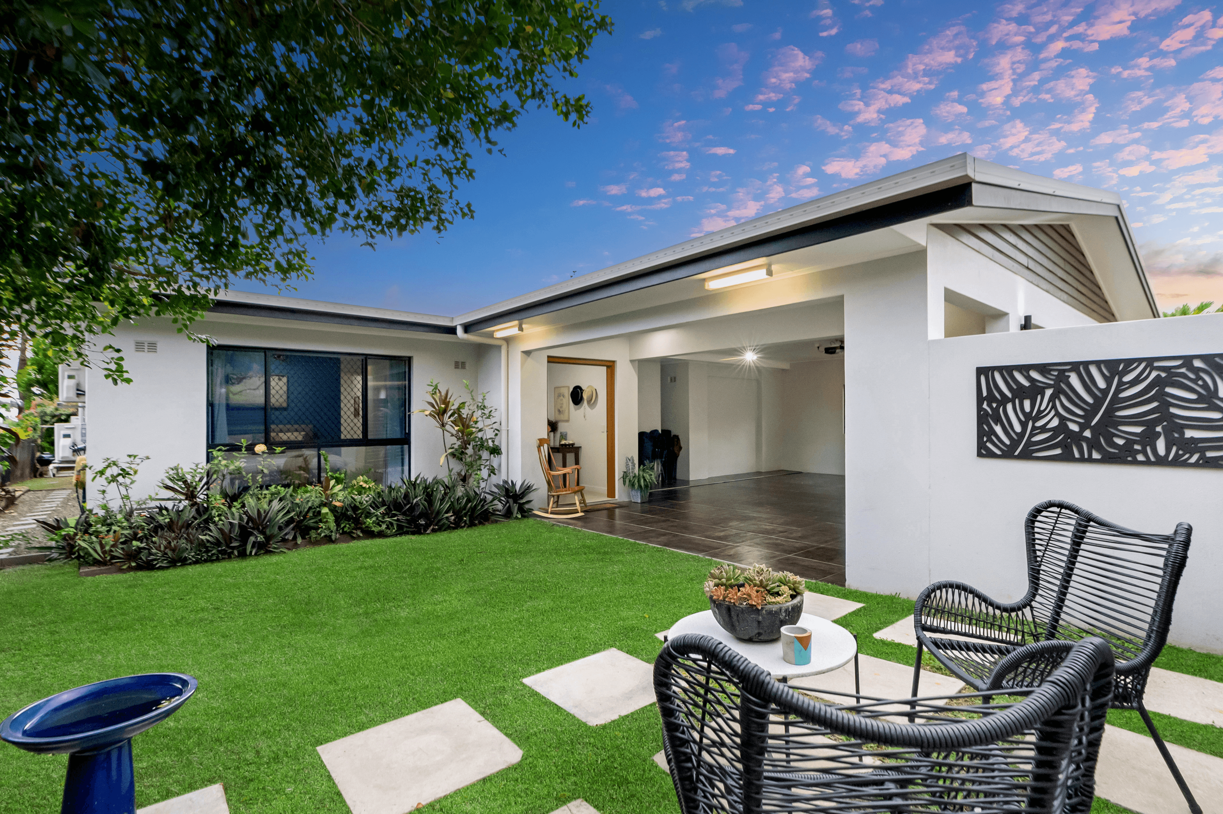 60 Irene Street, MOOROOBOOL, QLD 4870