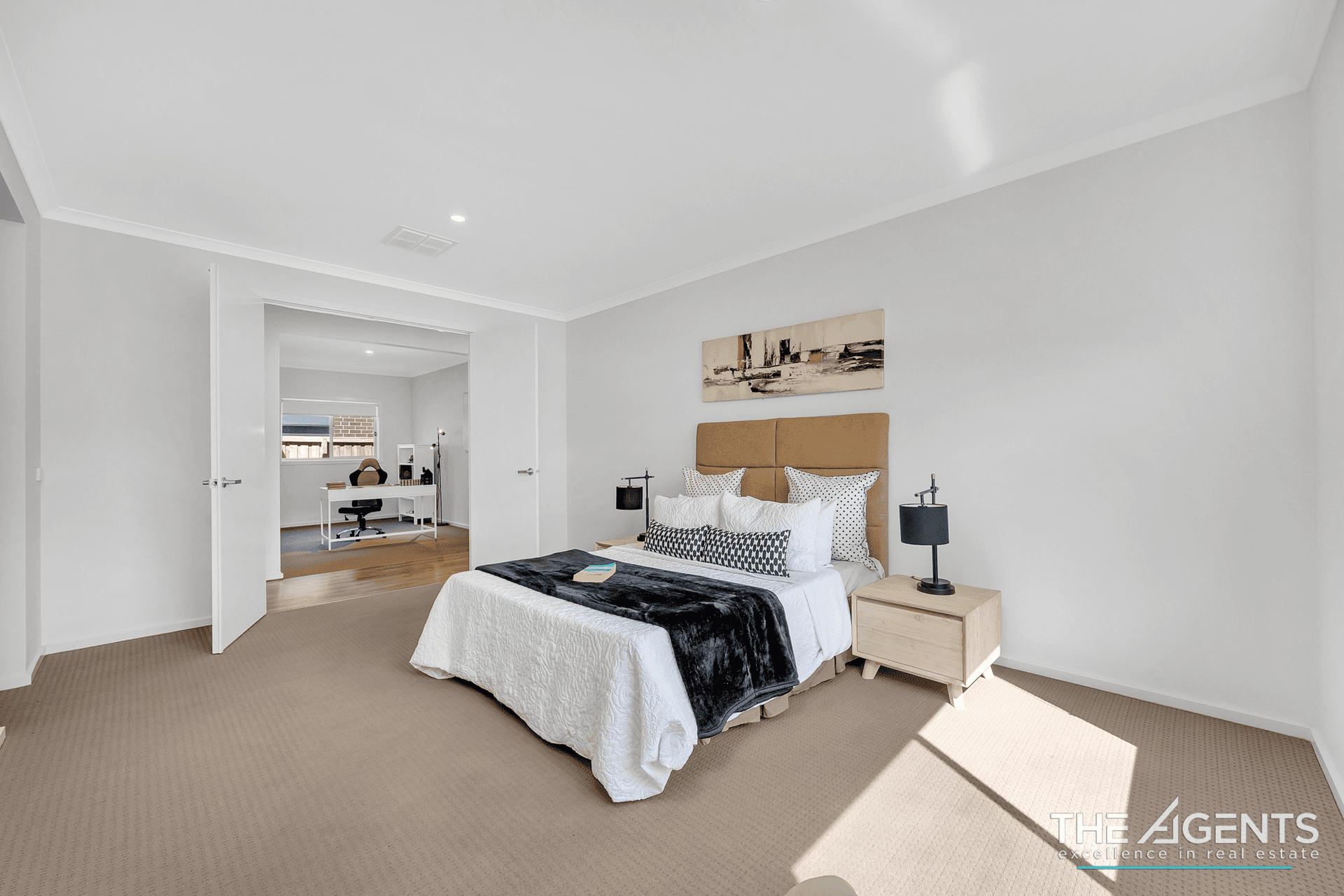 11 Gairdner Street, Manor Lakes, VIC 3024