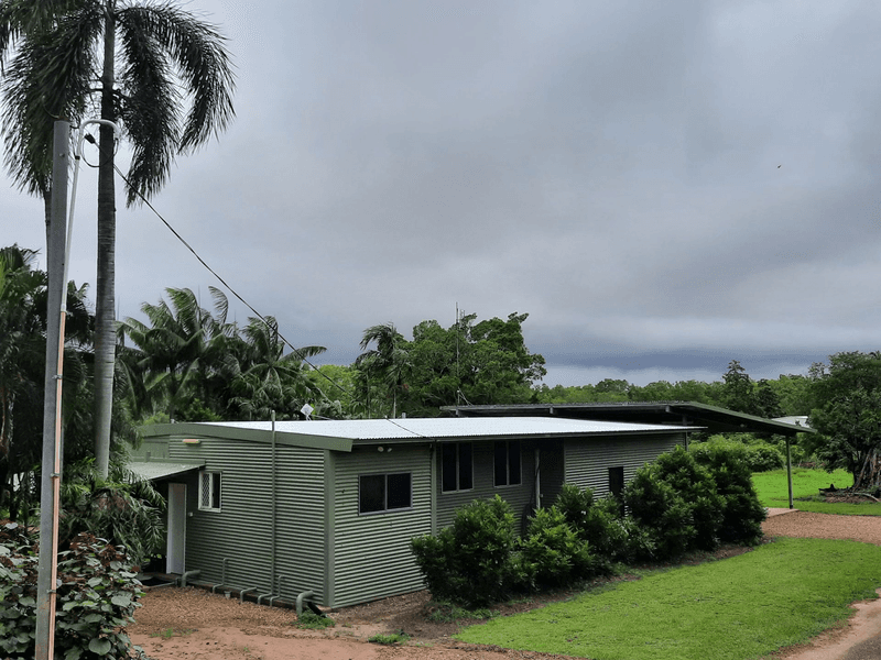 100 Tobin Road, HOWARD SPRINGS, NT 0835