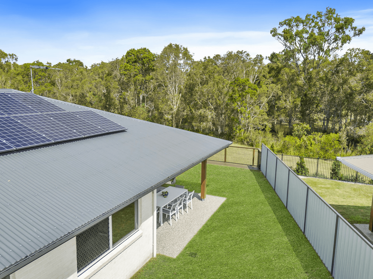 18 Armelie Court, NINGI, QLD 4511