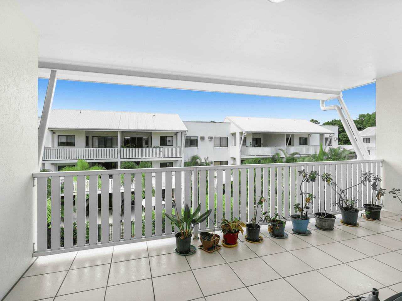 20/44-50 Pease Street, MANOORA, QLD 4870