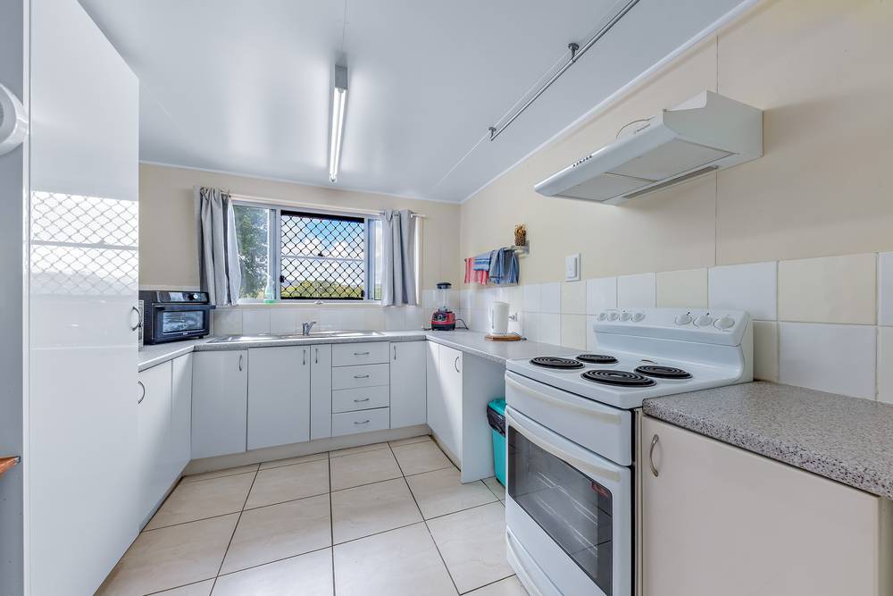 8553 Bruce Highway, Bloomsbury, QLD 4799