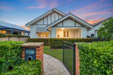 7 Everton Street, Hamilton East, NSW 2303