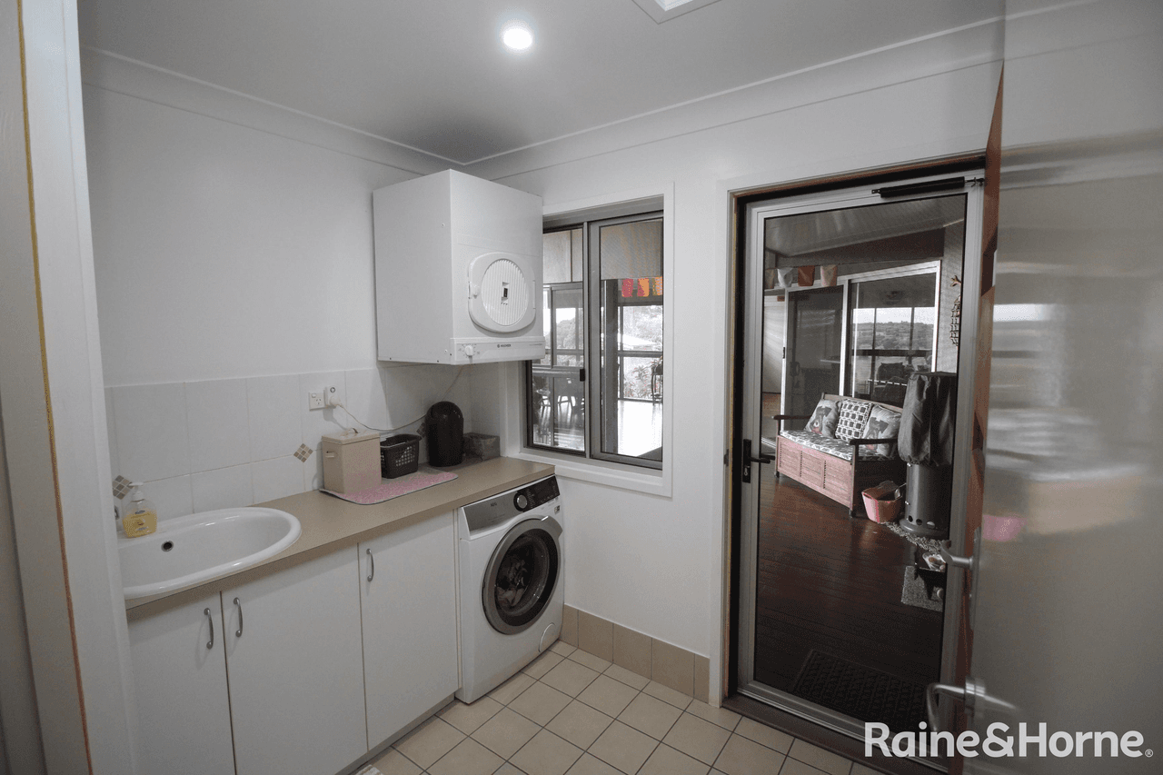 20 Macaulay Drive, KINGAROY, QLD 4610