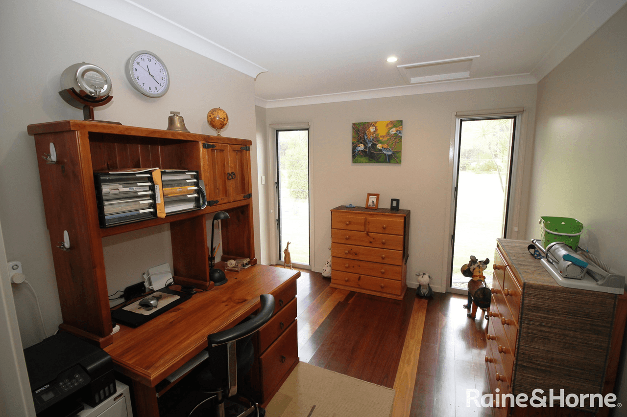 20 Macaulay Drive, KINGAROY, QLD 4610