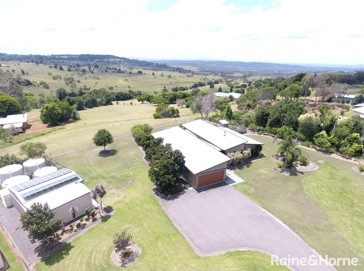 20 Macaulay Drive, KINGAROY, QLD 4610