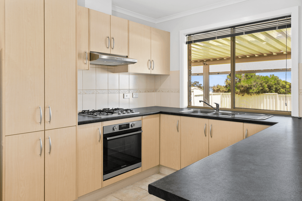 8 Eckermann Close, PARINGA, SA 5340