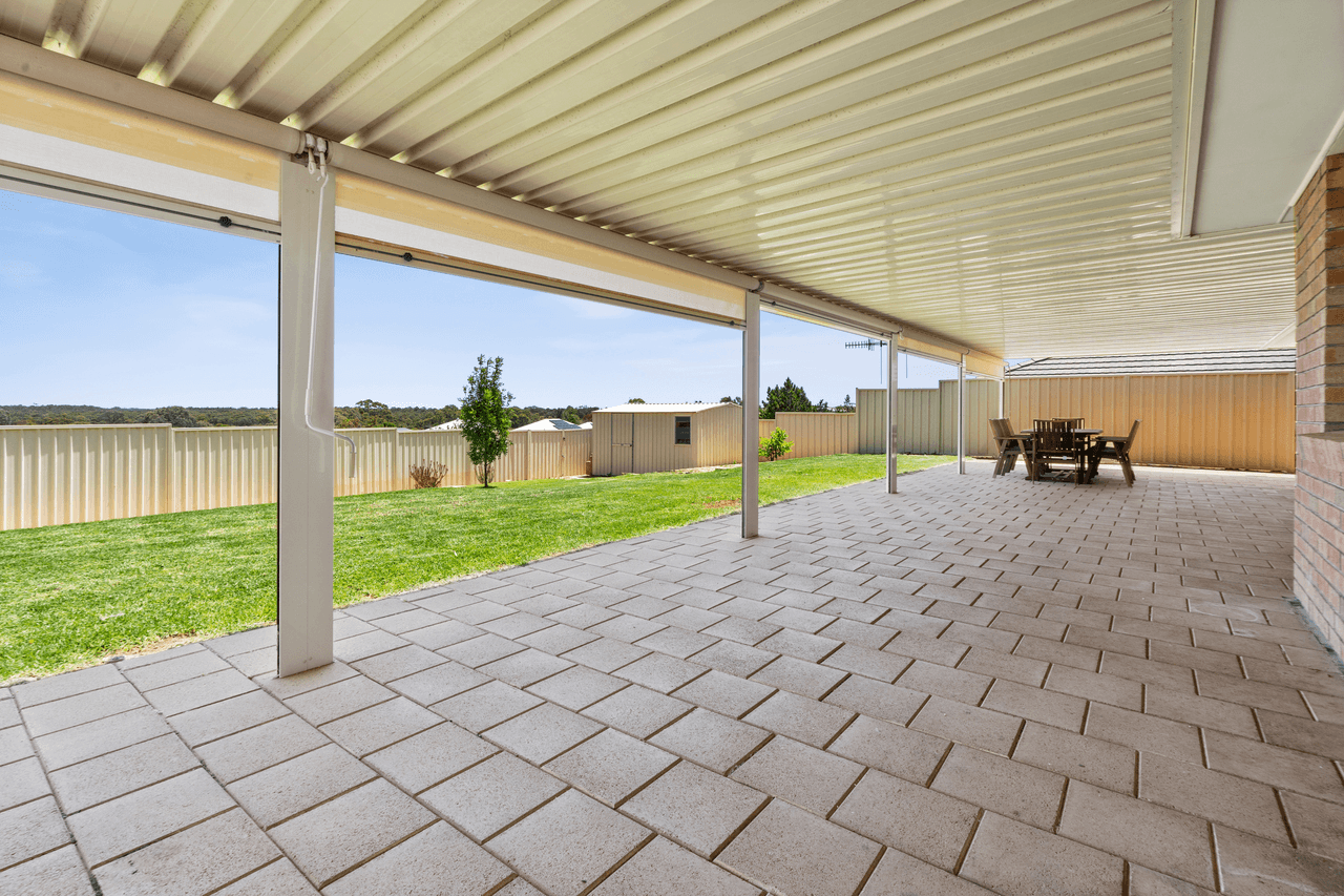 8 Eckermann Close, PARINGA, SA 5340