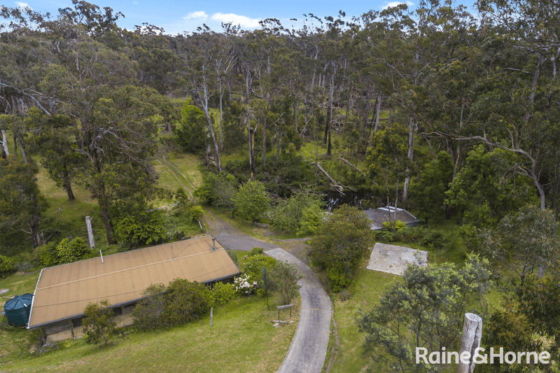 1 Christopher Crescent, WOODEND, VIC 3442