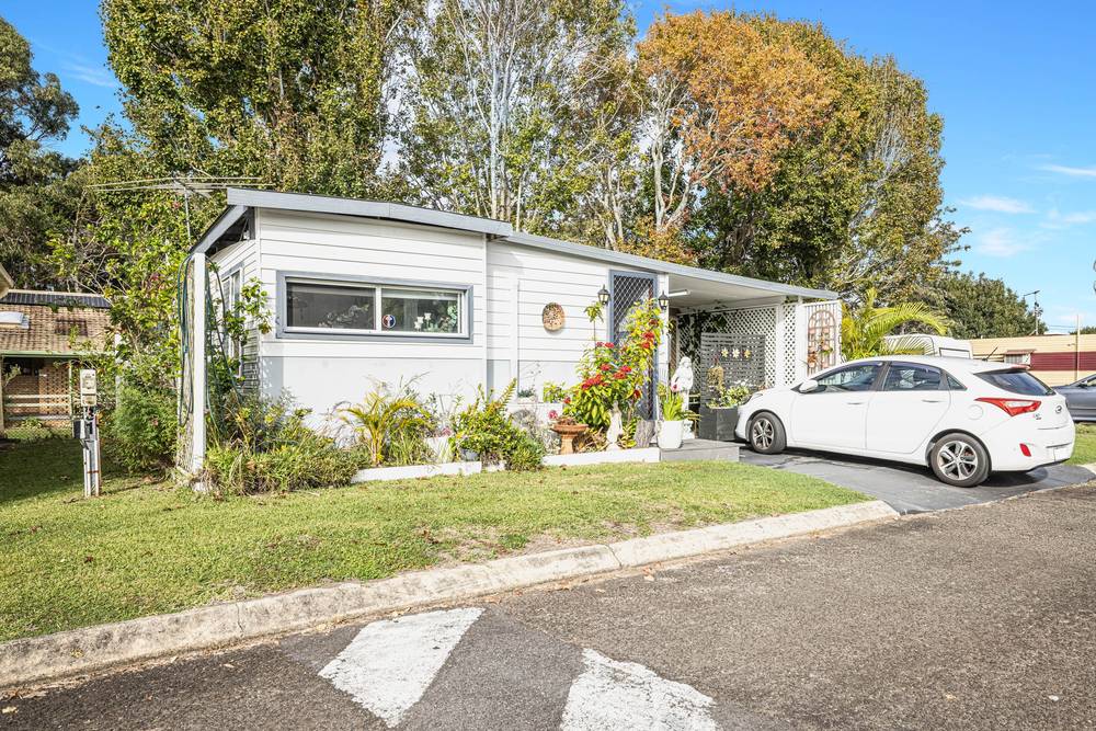 Villa 201/1-25 Fifth Avenue, Bongaree, Qld 4507