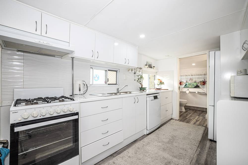 Villa 201/1-25 Fifth Avenue, Bongaree, Qld 4507
