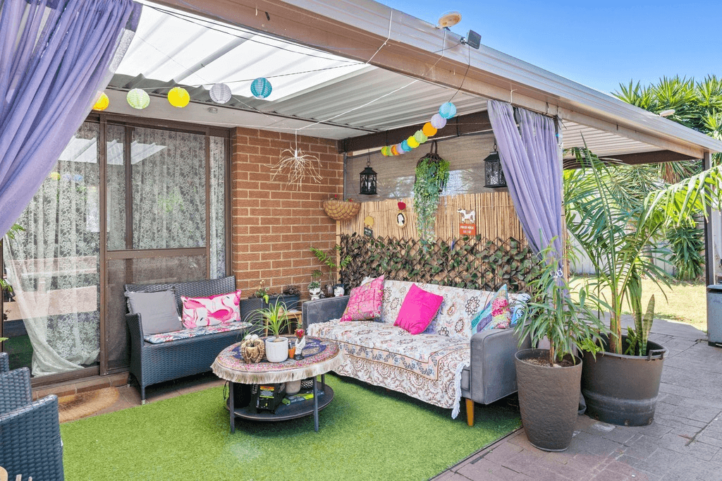 12 Poplar Court, Forrestfield, WA 6058