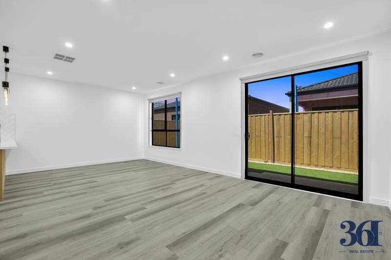 21 Ballad Street, Strathtulloh, VIC 3338