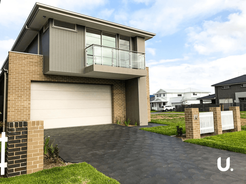 7 Rowland Street, Catherine Field, NSW 2557