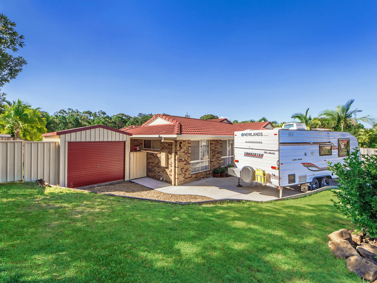 4 Galapagos Way, PACIFIC PINES, QLD 4211