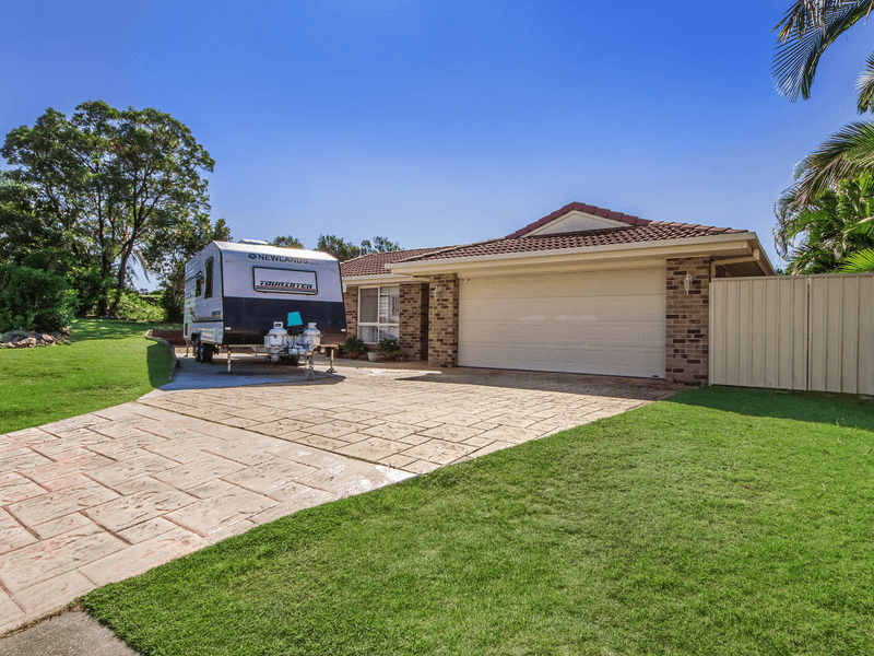 4 Galapagos Way, PACIFIC PINES, QLD 4211