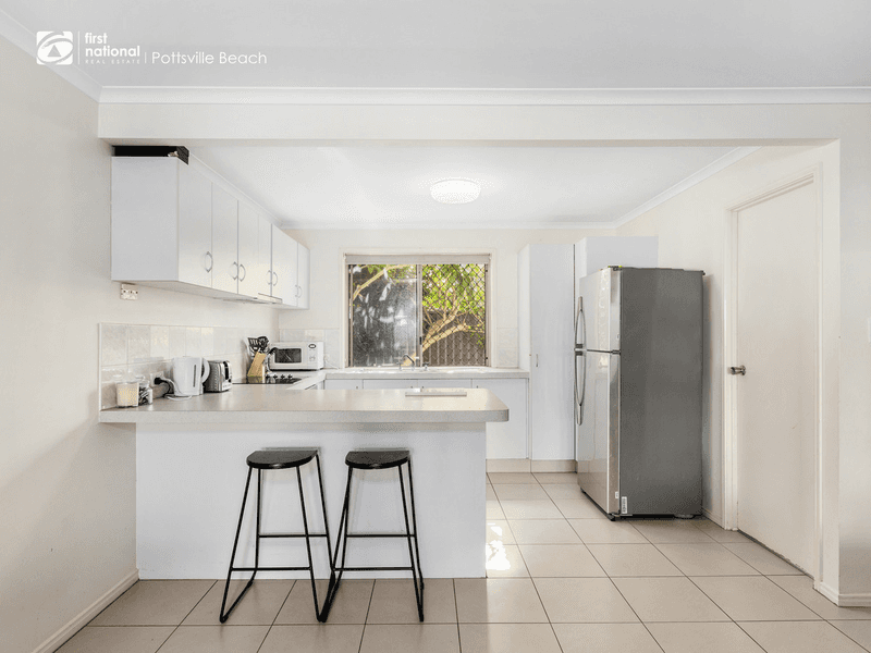 2 Hampton Court, Pottsville, NSW 2489