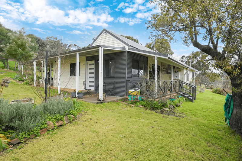 170 Pinkerton Road, COOTAMUNDRA, NSW 2590