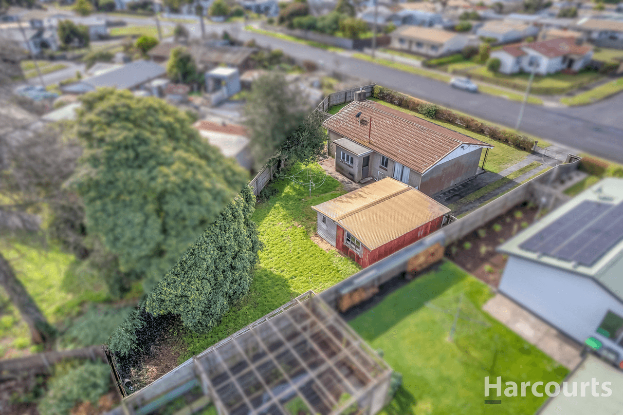 60 Boolarra Avenue, NEWBOROUGH, VIC 3825