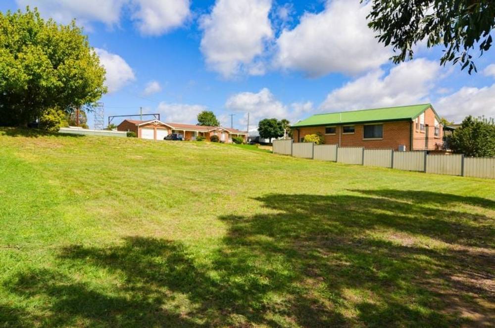 16 Chivers Close, Lithgow, NSW 2790