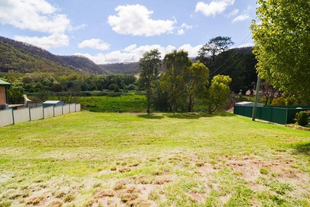 16 Chivers Close, Lithgow, NSW 2790