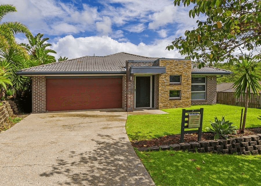 7 Barradeen Circuit, PACIFIC PINES, QLD 4211