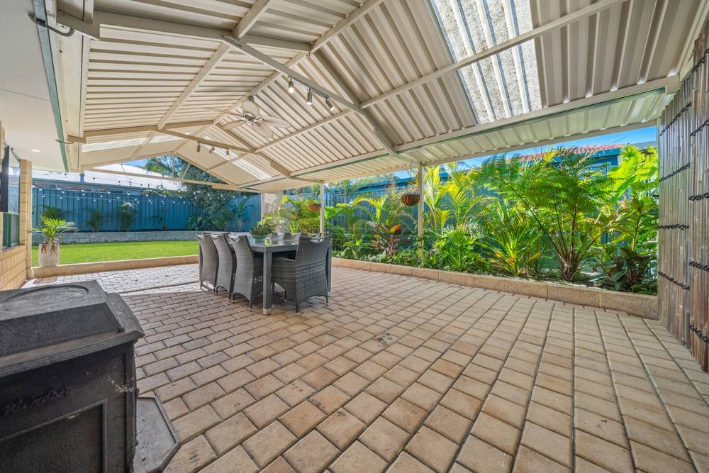 8 Abbey Green Road, Banksia Grove, WA 6031