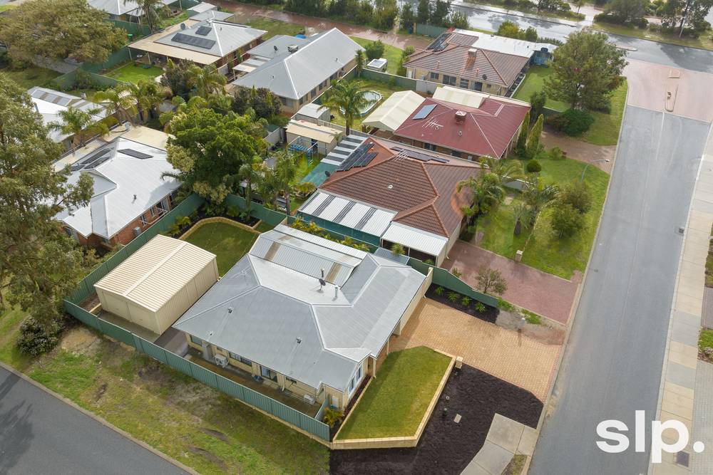 8 Abbey Green Road, Banksia Grove, WA 6031