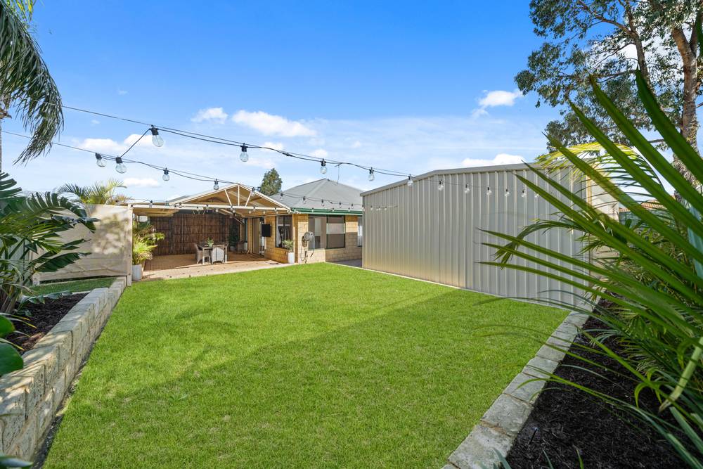 8 Abbey Green Road, Banksia Grove, WA 6031
