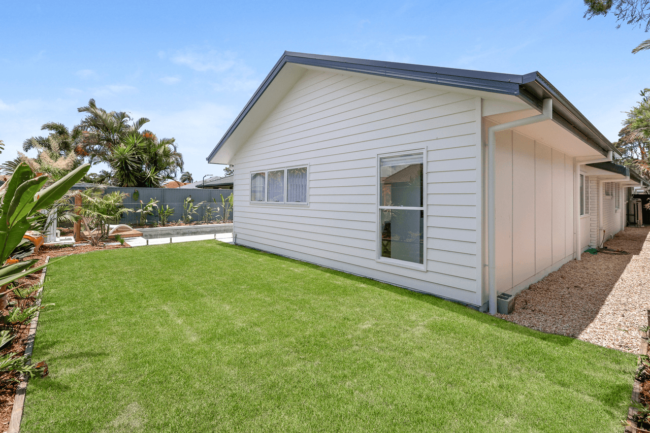 71 Ironbark Street, ELANORA, QLD 4221