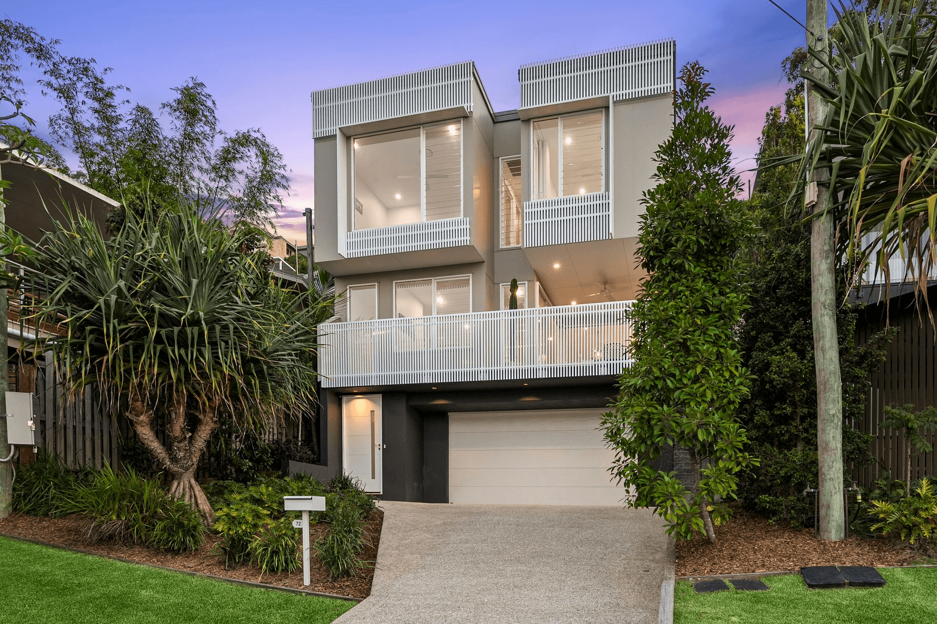 72 Hill Avenue, Burleigh Heads, QLD 4220