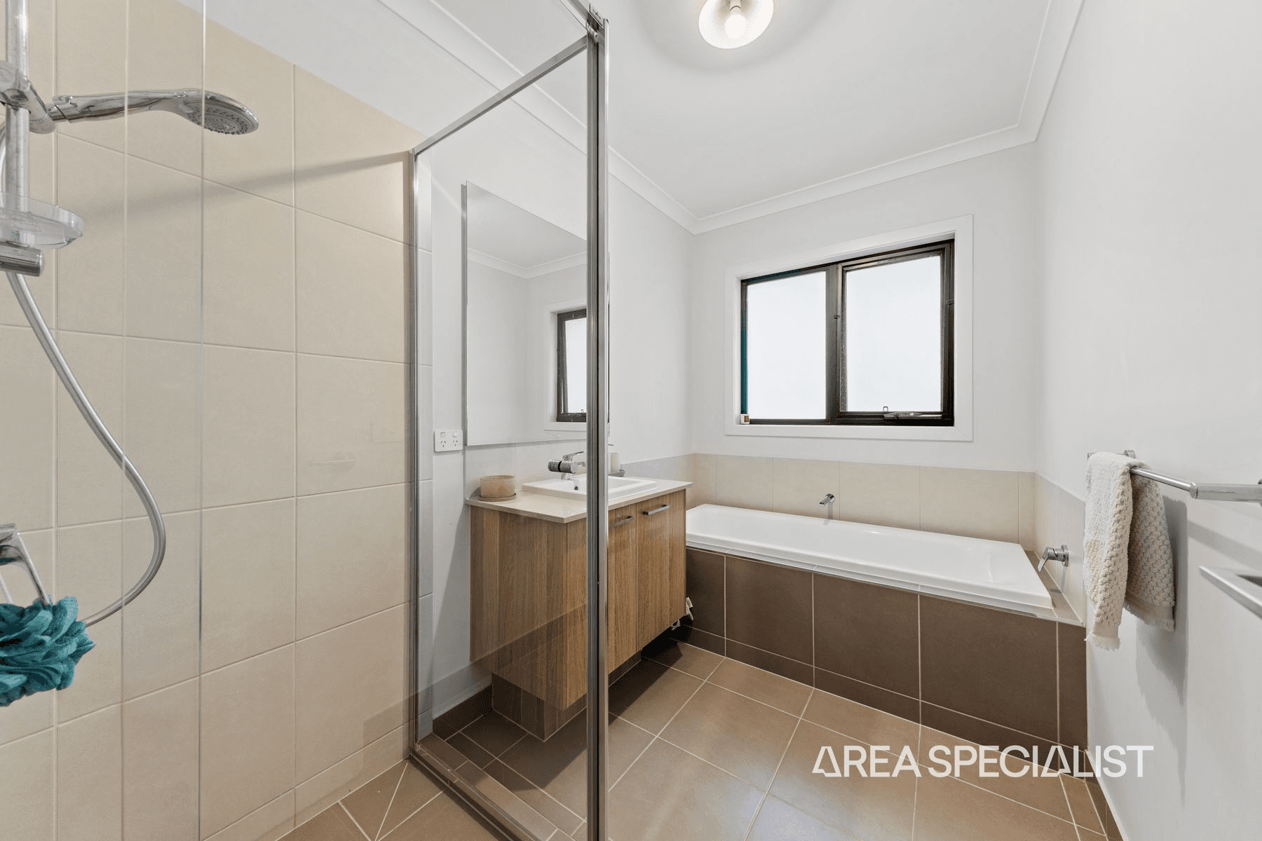 108 Ceduna Road, Clyde North, VIC 3978