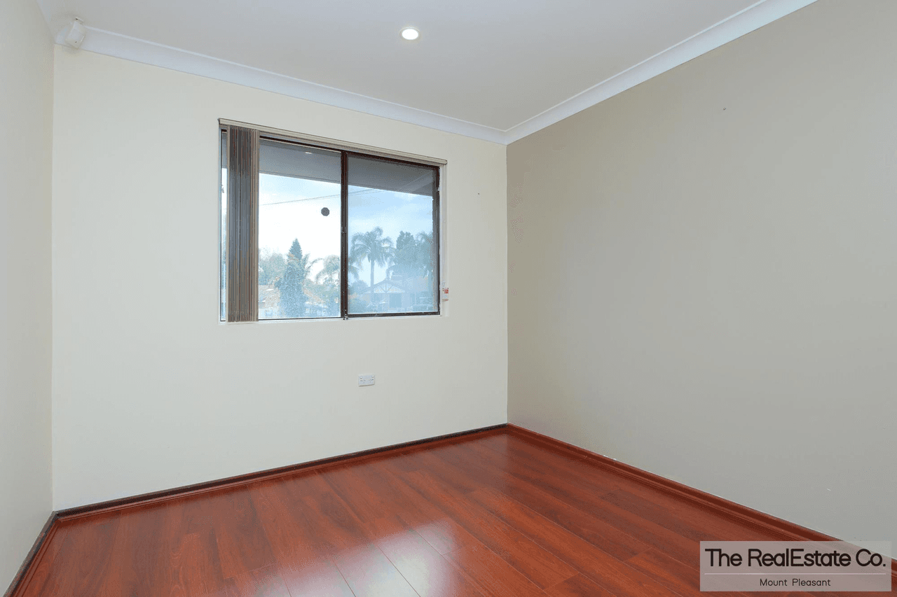 11 Pollitt Close, ARMADALE, WA 6112